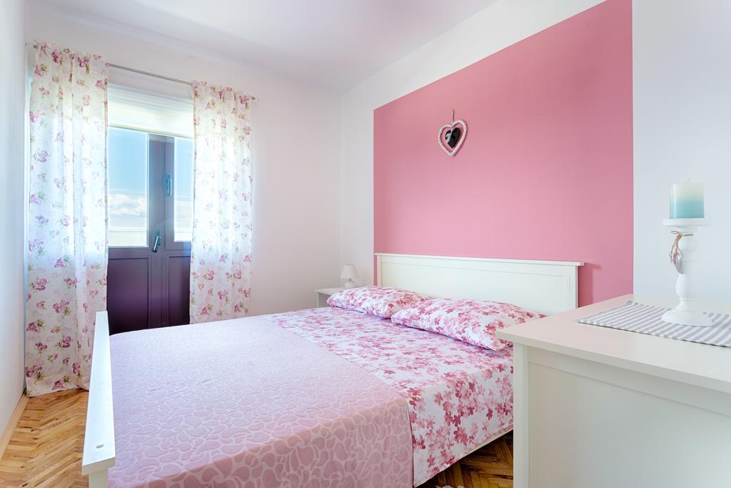 Apartment Dijana โปดสตรานา ภายนอก รูปภาพ