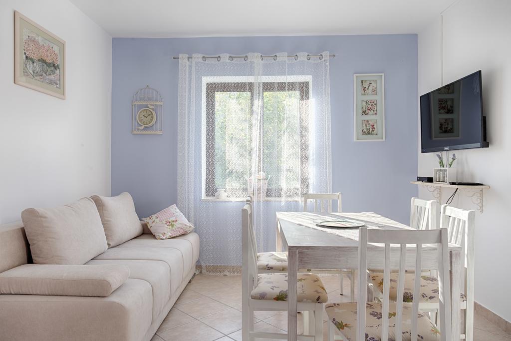 Apartment Dijana โปดสตรานา ภายนอก รูปภาพ